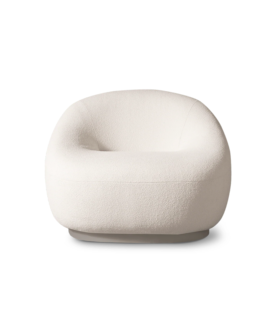 Butaca lounge Mushin GIO de diseño envolvente con curvas suaves para espacios de descanso y contemplación